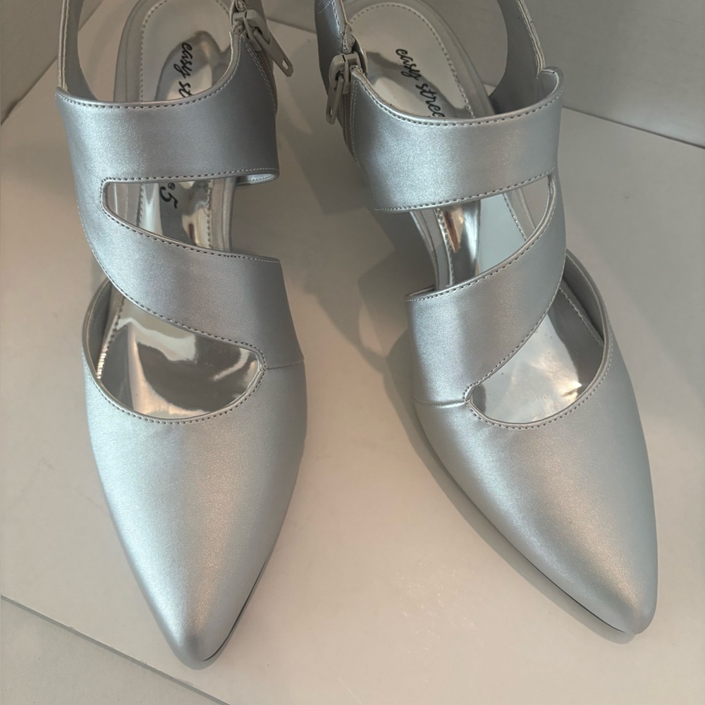 Avenue Silver Satin Heels